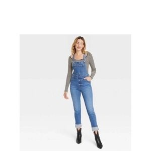 Universal Thread Blue Denim Women’s Overalls
